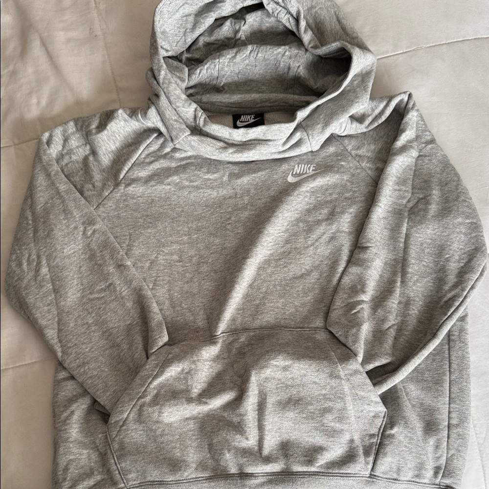 Nike Women’s Heather Gray Pullover Hoodie
